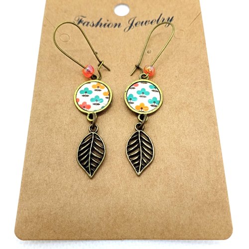 Boucles d’oreilles bronze *jolis motifs rétros* avec cabochons en résine