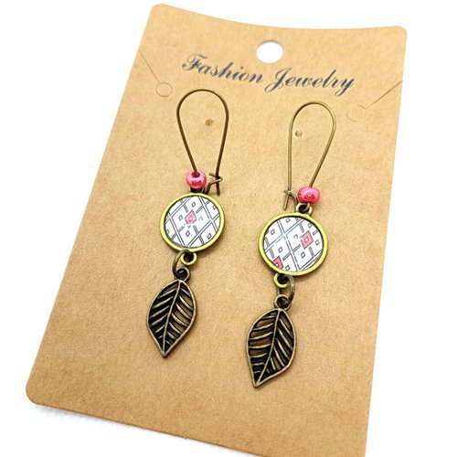 Boucles d’oreilles bronze *jolis motifs* avec cabochons en résine