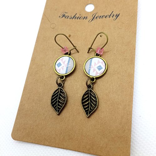 Boucles d’oreilles bronze *jolis motifs* avec cabochons en résine