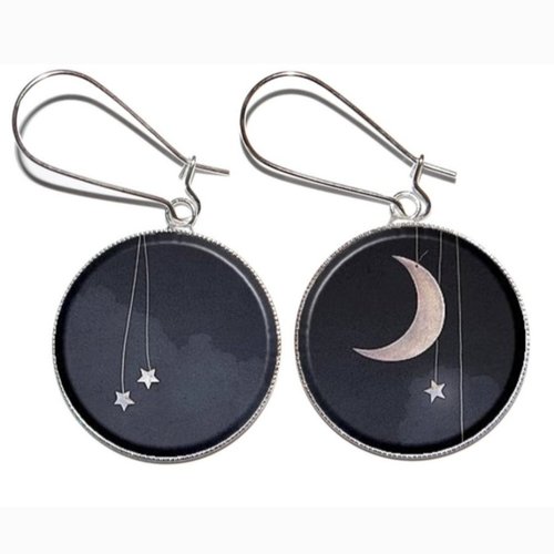 Boucles d’oreilles argentées avec cabochons en résine * nuit étoilée *