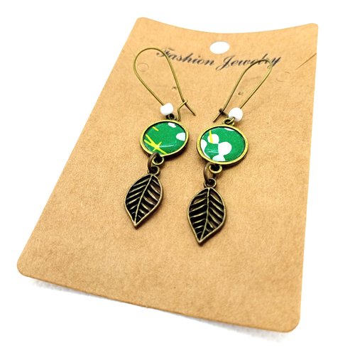 Destockage boucles d’oreilles en laiton bronze *motifs floraux* avec cabochons en résine