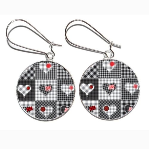 Boucles d’oreilles argentées avec cabochons en résine * patchwork *