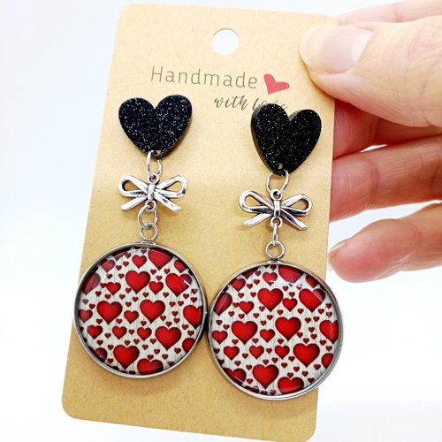 Boucles d’oreilles "coeurs rouges"