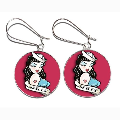 Boucles d’oreilles argentées avec cabochons en résine * tattoo sailor *
