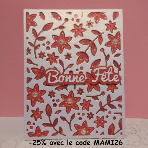 Carte bonne fête de mères, grand-mères, fond fleuri blanc rouge maman fait main