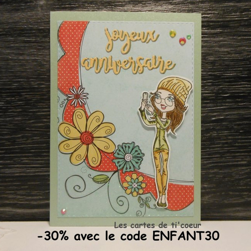 Carte anniversaire jeune fille au bonnet fleurs multicolores fait main