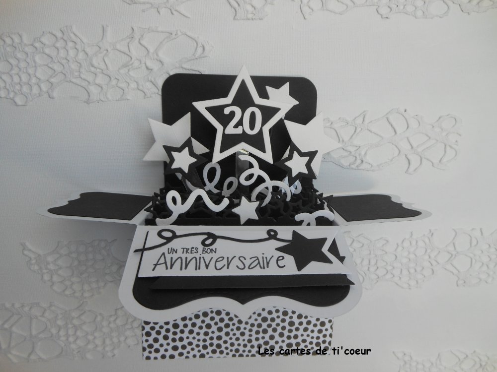 Carte Anniversaire Pop Up Boite Age Personnalisable Masculine Homme Garcon Pois Noir Et Blanc Un Grand Marche