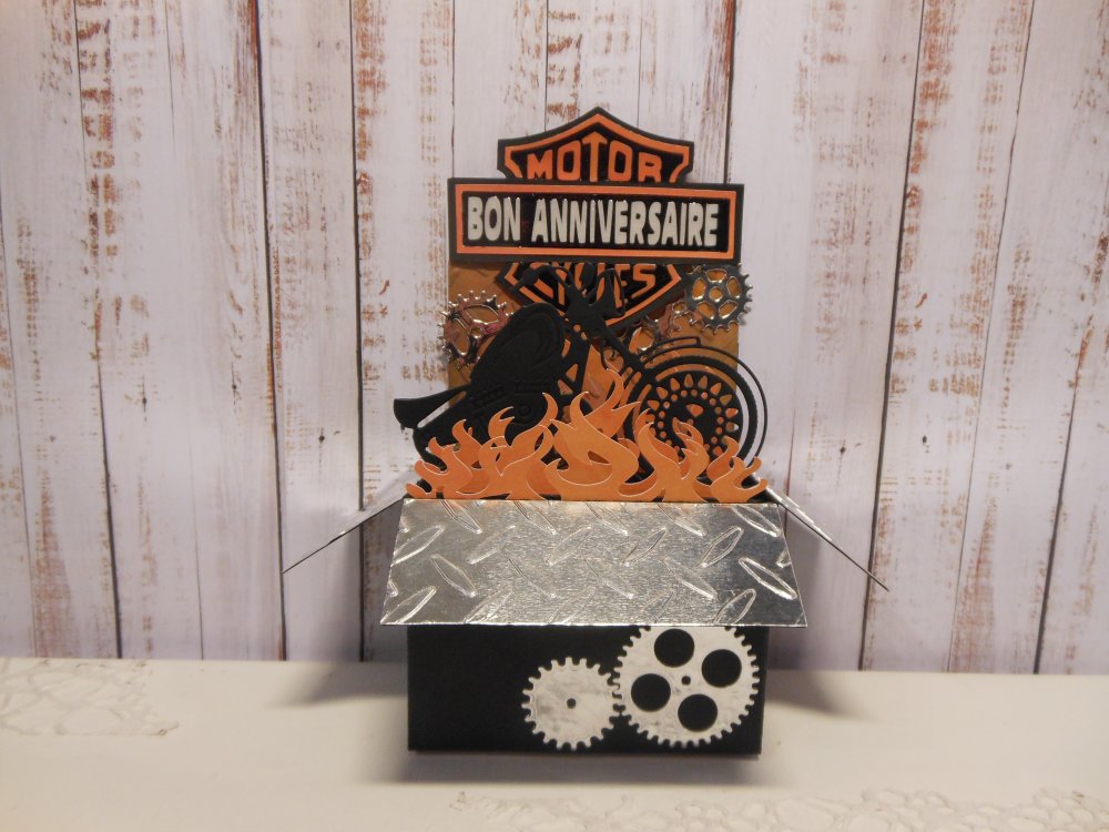 Carte Anniversaire Masculine Pop Up Boite Moto Homme Biker Noir Orange Harley Un Grand Marche