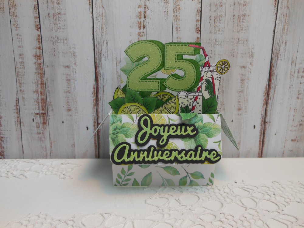 Anniversaire - Bougie parfumée - White/doré - Happy Birthday - 25 ans -  coffret cadeau