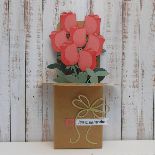Carte anniversaire xl  pop up grande boîte 3d bouquet de roses hauteur 20cm fait main fleurs