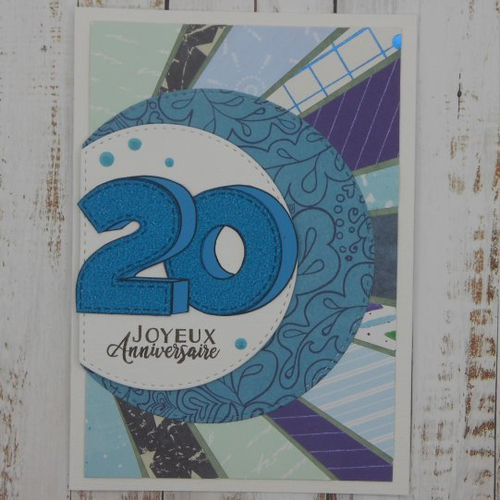 Carte anniversaire 20 ans bleu pailleté et fond tons de bleu avec touche de vert fait main