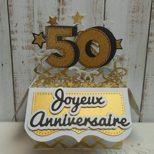 Carte Anniversaire, Pop-up 3D Carte Anniversaire 40 Ans avec Enveloppe  Cadeau, Carte de Voeux Présenté à Femme Homme 40 Happy Birthday :  : Fournitures de bureau