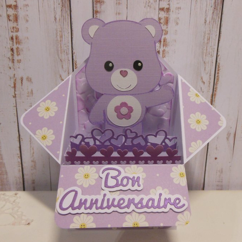 Carte anniversaire pop-up boîte 3d ourson violet mauve et fleurs enfant fait main