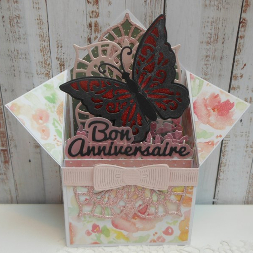 Carte anniversaire pop-up boîte 3d tons rose saumon vert papillon orange fait main