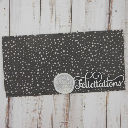 Pochette cadeau félicitations avec sceau de cire pour billet, chèque, place de spectacle mariage pacs fleurettes blanc noir 2  fait main