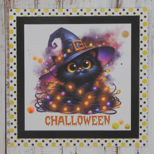 Carte chat halloween lumières orange et violet, fond noir et jaune fait main