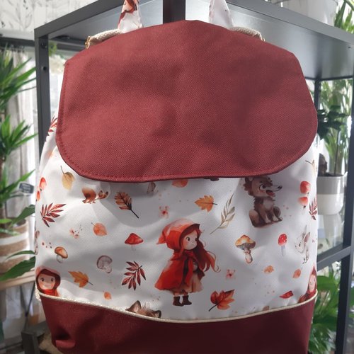 Sac à dos, chaperon rouge, bordeau