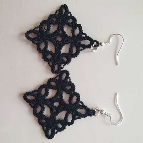 Boucles d'oreilles en dentelle, noires