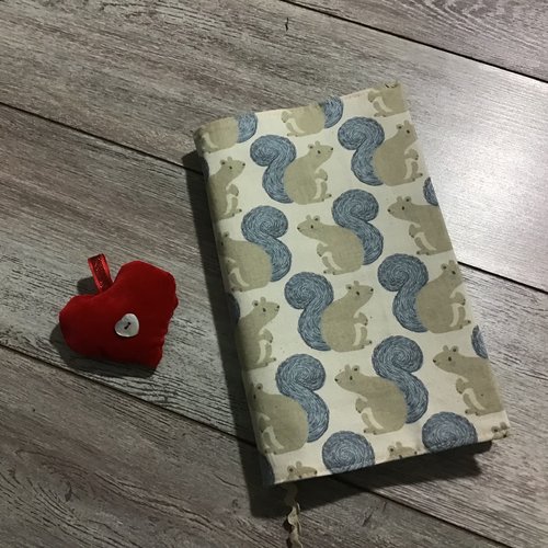 Protege livre grand modèle 