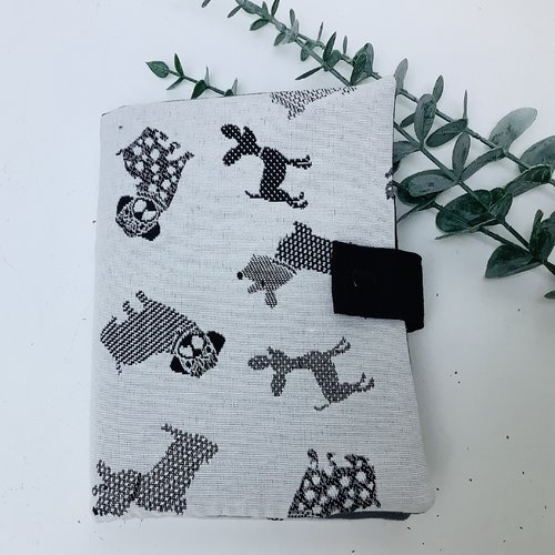 Protège carnet vaccination chien