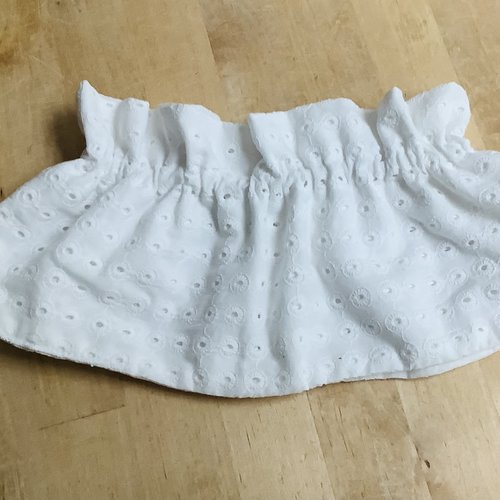 Col amovible broderie anglaise