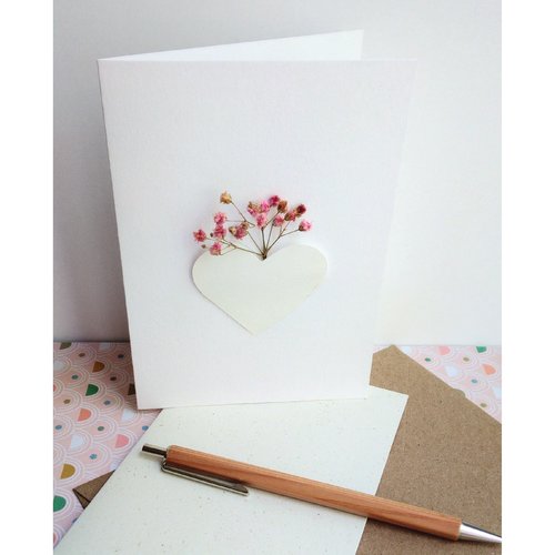 Carte " cœur et fleurs séchées " * carte anniversaire* fleurs séchées* fait main* papiers découpés