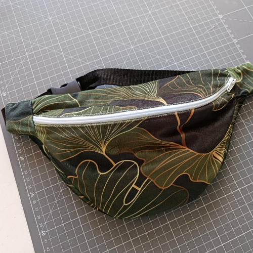 Sac banane velours vert