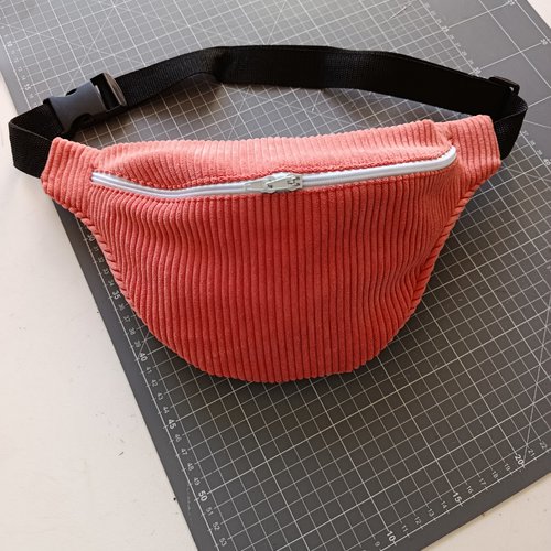 Sac banane velours côtelé