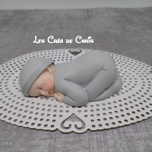 Bébé fimo garçon pyjama.