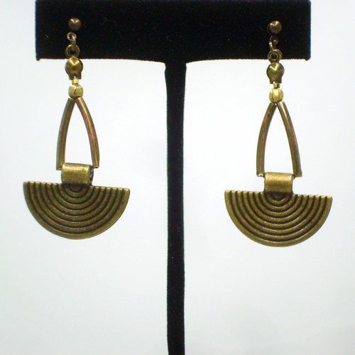 Boucles d'oreille style ethnique métal couleur bronze