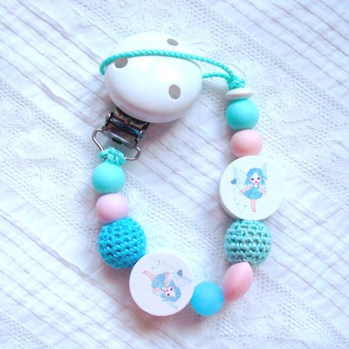 Attache-tétine perles bois "petite fée", silicone et coton crocheté