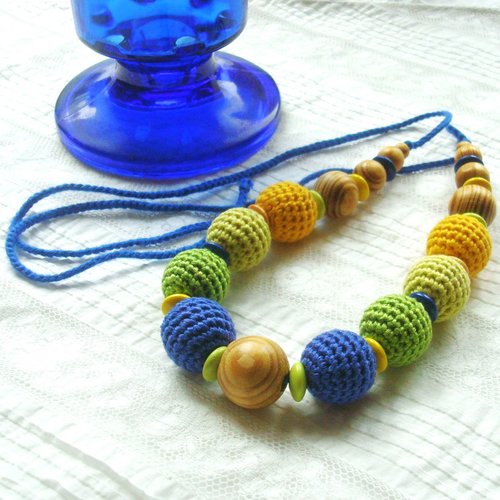 Collier "bleu de france et bambou" spécialement conçu pour les jeunes mamans,