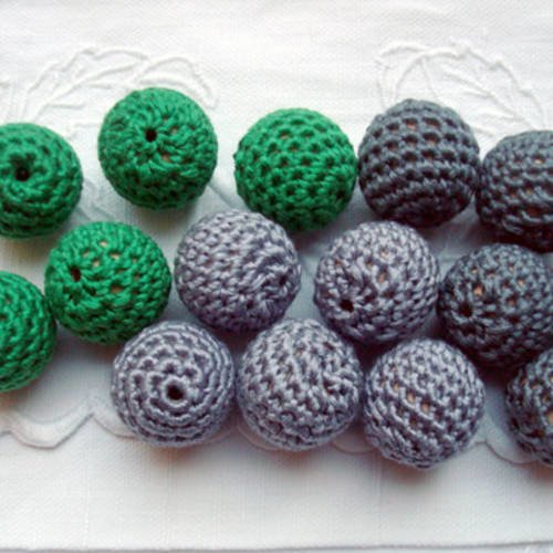 Commande spéciale réservée creationspourbebes  : ensemble de perles crochetées en coton dmc