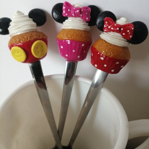 Cuillère top cake oreille