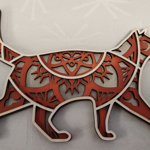Animal bois multicouches