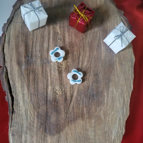 Pampilles interchangeable fleurs blanche et bleu pailletté pour créoles