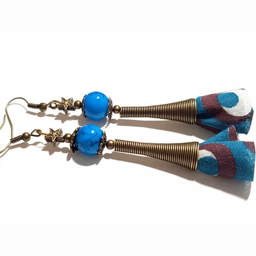 Boucle d'oreille pendante avec pompons en tissu turquoise, marron, perles en verre bleu, coupelles, étoile, crochet, métal bronze