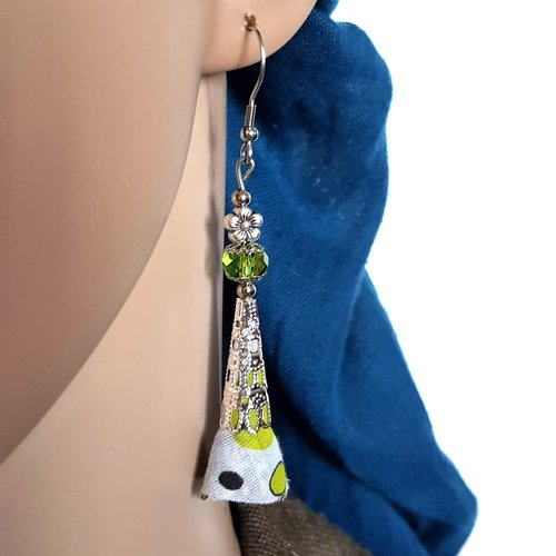 Boucle d'oreille pendante pompons tissue souple blanc, bleu, vert, marron, perles verre, fleur, crochet métal acier inoxydable argenté