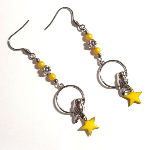 Boucle d'oreille oiseau, pendante étoile émaillé jaune, perles en verre, tige, crochet en métal acier inoxydable argenté