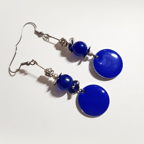 Boucle d'oreille pendante avec rond émaillé bleu, perles en verre, fleur, tige, crochet en métal acier inoxydable argenté
