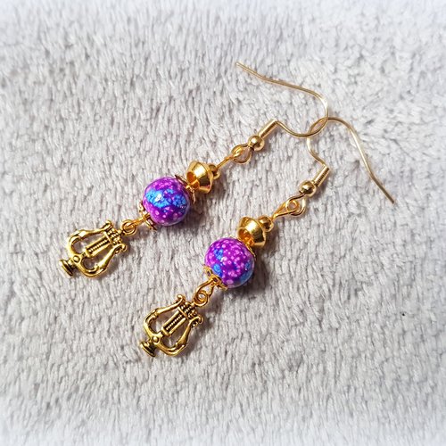 Boucle d'oreille musique harpe, perles en verre violet, rose, bleu, coupelles, crochet en métal acier inoxydable doré