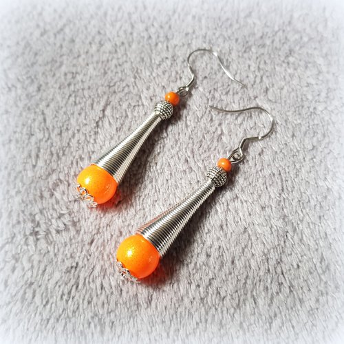 Boucle d'oreille pendante, perles en verre orange vif, tige, crochet en métal acier inoxydable argenté