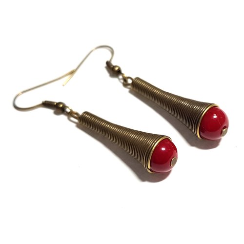 Boucle d'oreille pendante cône en spiral, perles en verre rouge, métal bronze