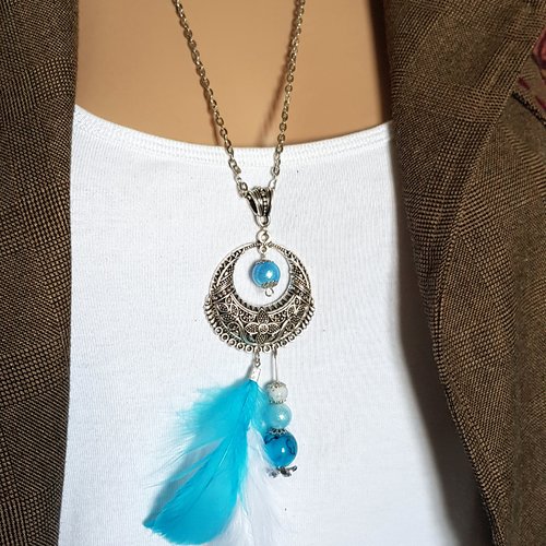 Collier sautoir plume bleu, blanc, perles en verre, bélière, connecteur, chaîne força plate, fermoir en métal argenté