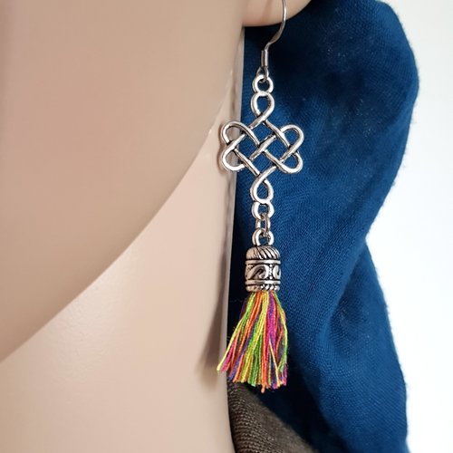 Boucle d'oreille nœud celtique, pompon multicolore, crochet, métal acier inoxydable argenté