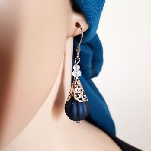 Boucle d'oreille pendante perles en acrylique bleu foncé et verre transparente, coupelles, crochet en métal acier inoxydable argenté