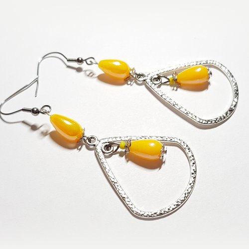 Boucle d'oreille triangle, perles en acrylique jaune, crochet en métal acier inoxydable argenté