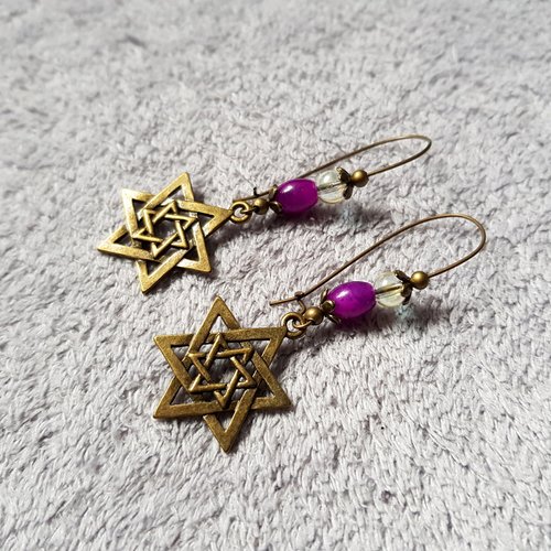 Boucle d'oreille étoile, perles en verre ovale violet, crochet en métal bronze