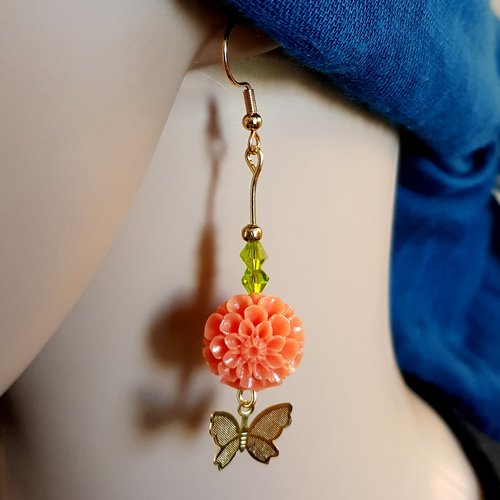 Boucle d'oreille papillon, perles fleur en acrylique orange, crochet en métal acier inoxydable doré
