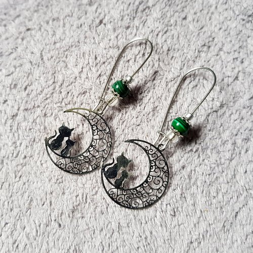 Boucle d'oreille chat, lune, perles en verre vert, crochet en métal acier inoxydable argenté